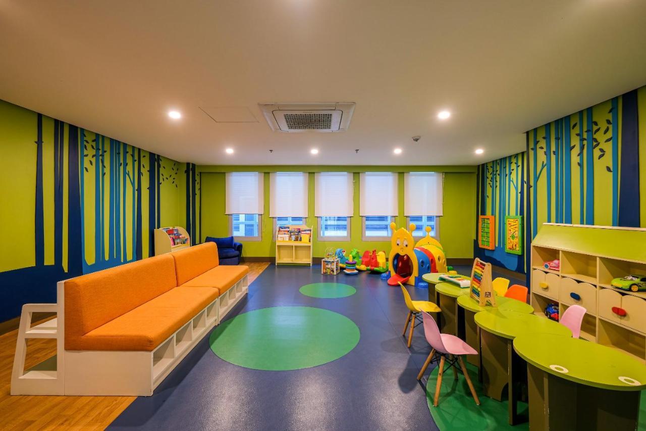 טאגיג Cityscape View 2Br In Uptown Bgc W 200Mbps Wifi מראה חיצוני תמונה