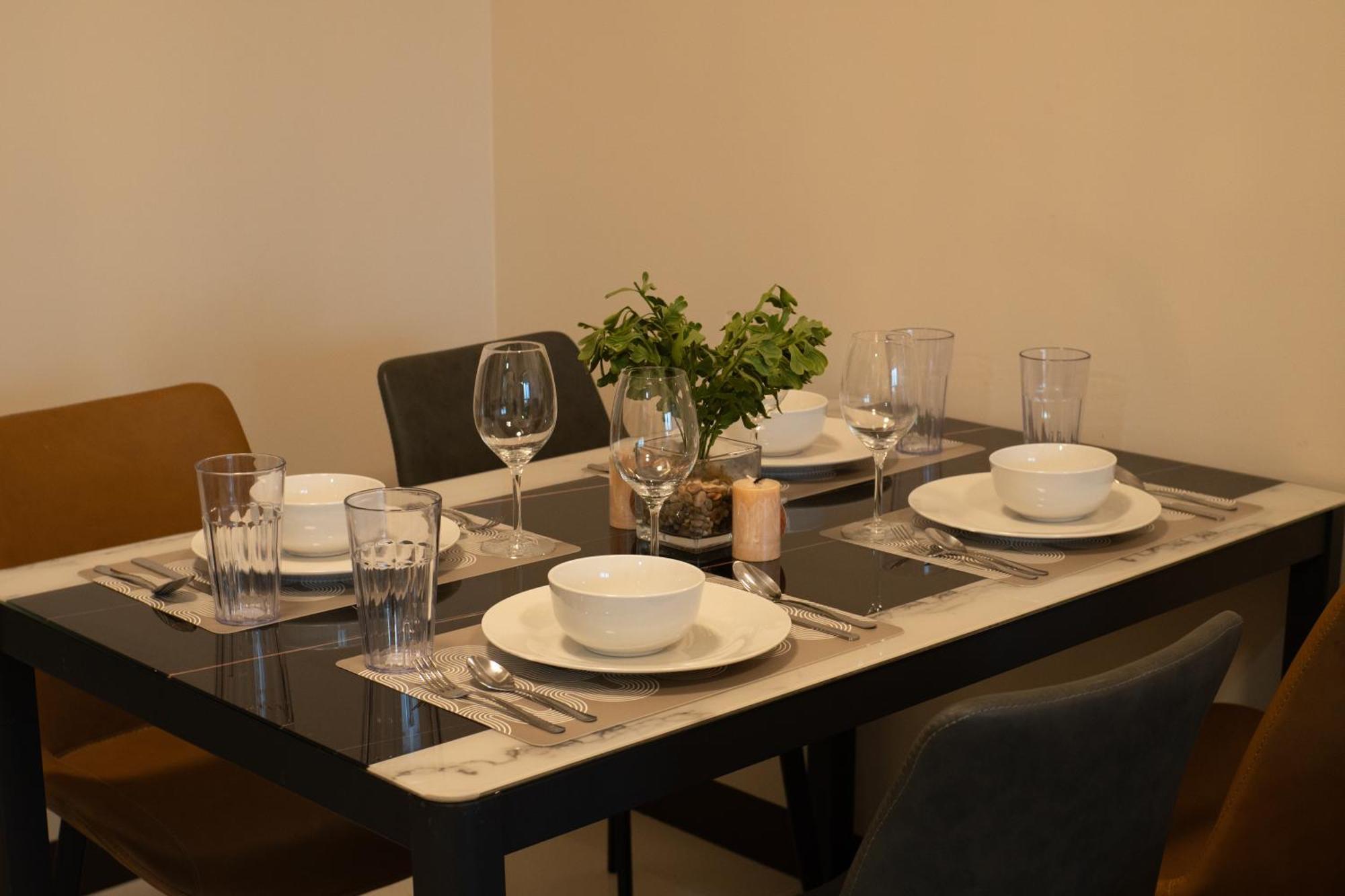טאגיג Cityscape View 2Br In Uptown Bgc W 200Mbps Wifi מראה חיצוני תמונה