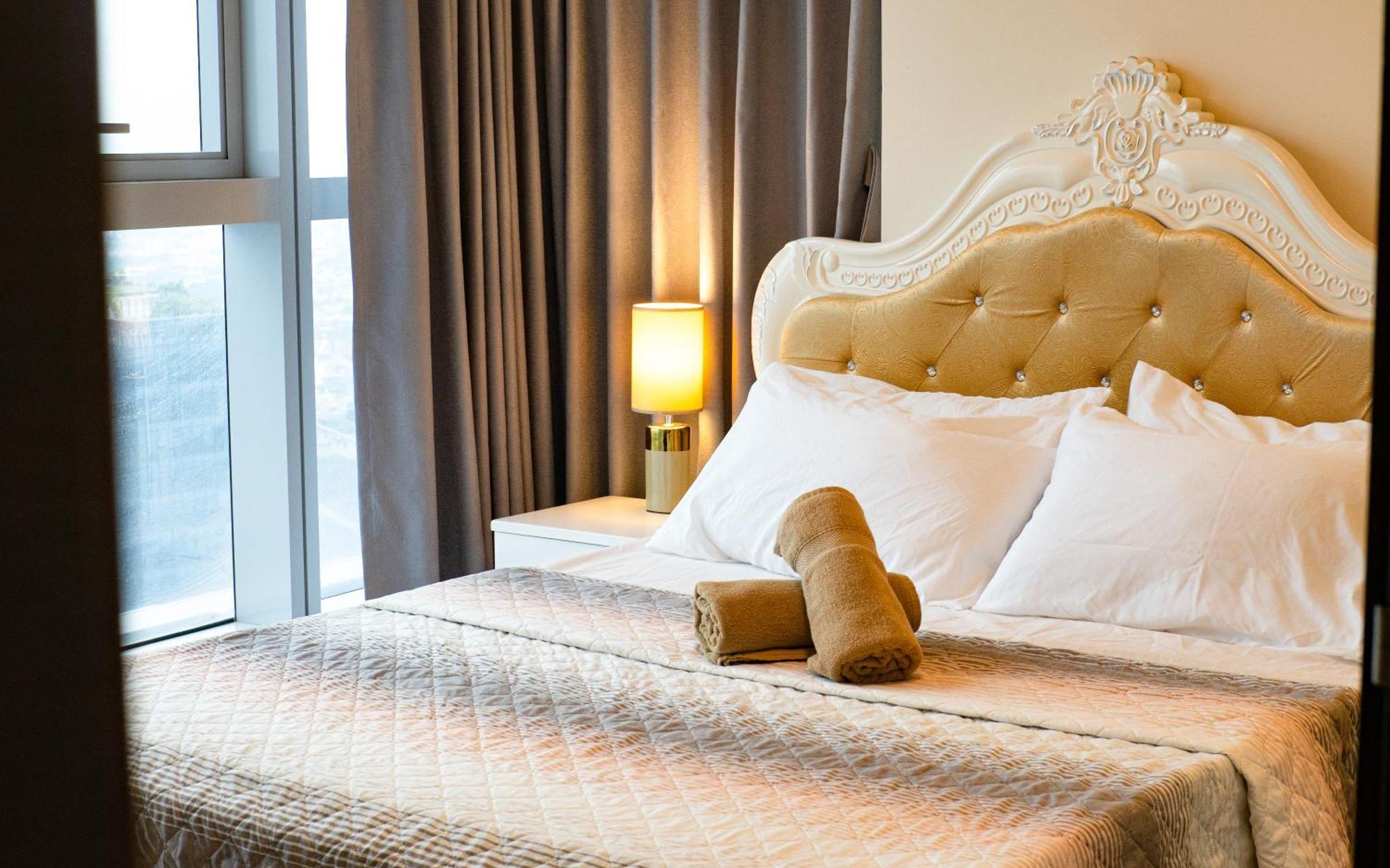 טאגיג Cityscape View 2Br In Uptown Bgc W 200Mbps Wifi מראה חיצוני תמונה